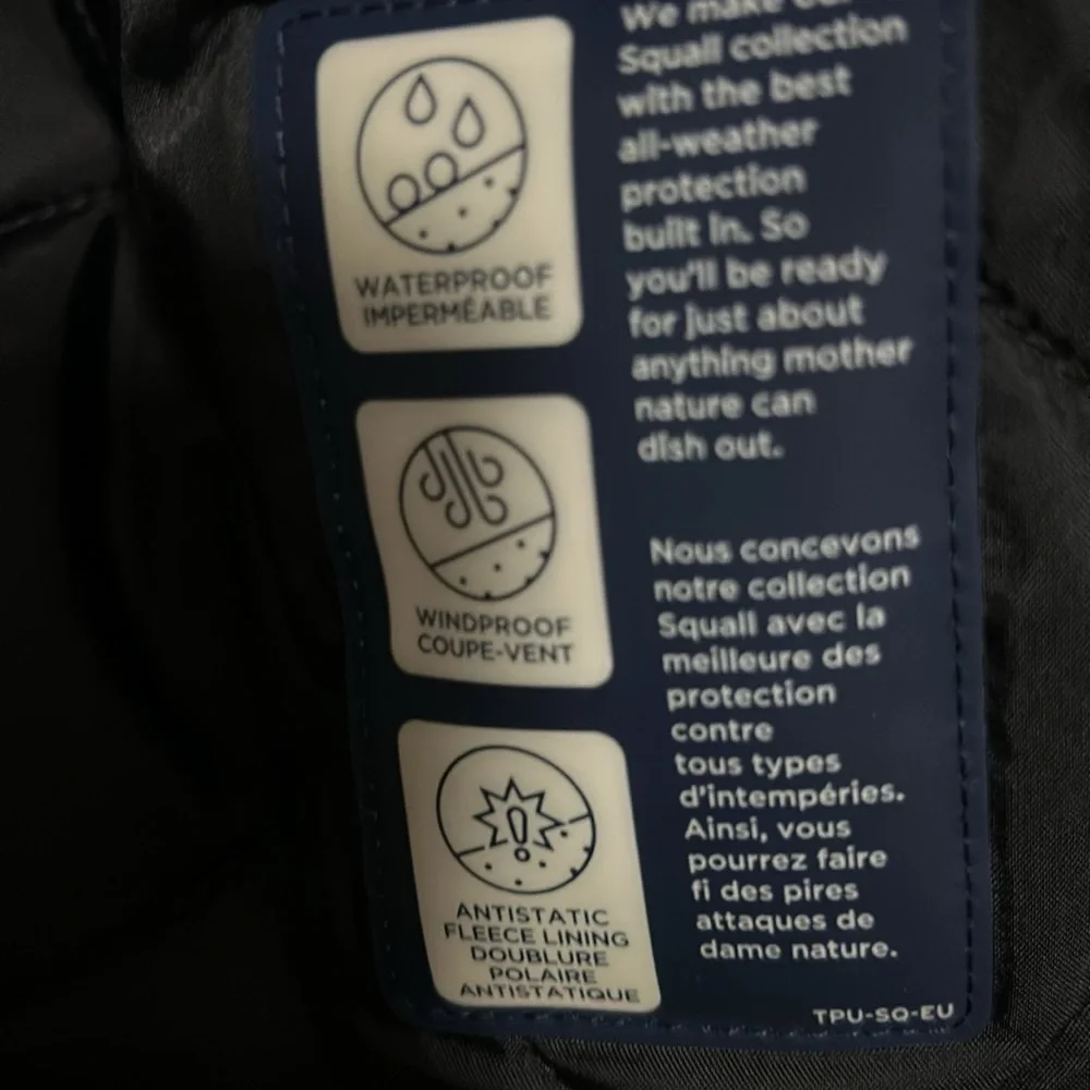 Lands’ End Women’s Winter Squall Jacket. Black. Size Large. (Relaxed Fit) - Picture 9 of 10